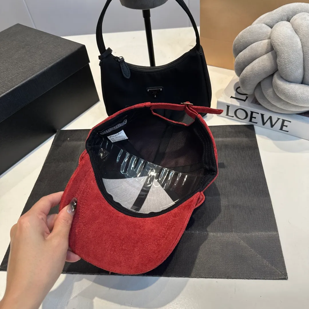 P70 Croxin's new brushed autumn baseball cap, the shape of the hat is super correct, the same style for men and women